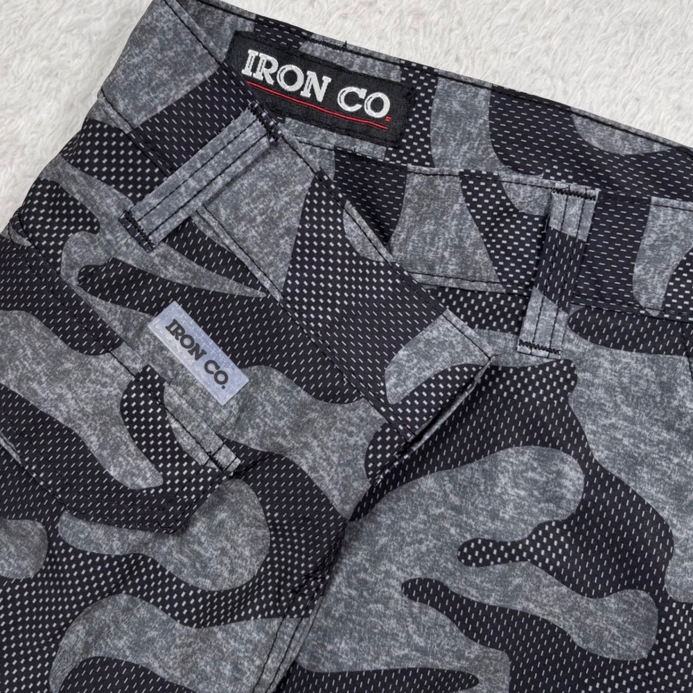 Iron Co Cargo Shorts Mens 40 Black Gray Camouflage Stretch Tactical Utility